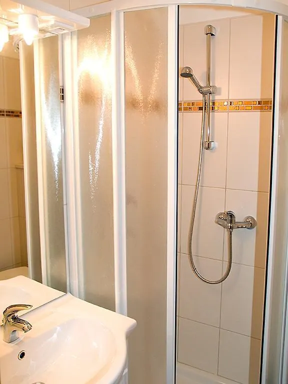 Bed&Breakfast Kvarner Labin  Alojamento de Acomodação e Pequeno-almoço